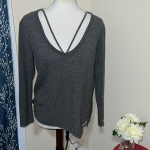 LNA Gray Long Sleeve V-Neck Cut-Out Top Neutral Sz M Medium Rolled Hem